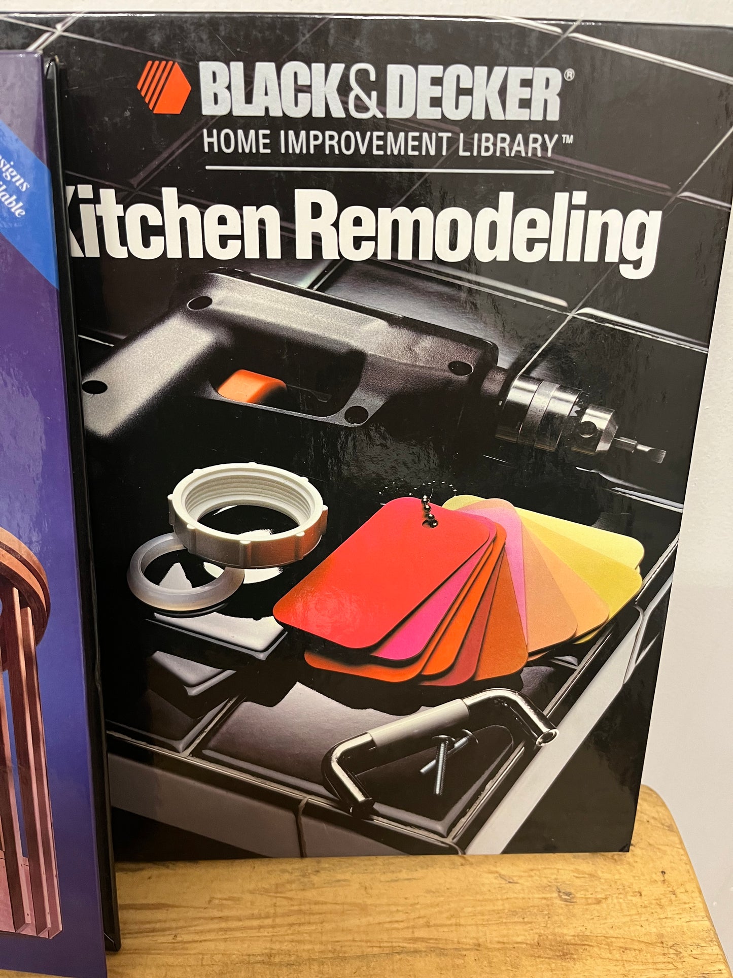 Black & Decker home improvement library set of 4 kitchen remodeling electric specialty decks workshop tips preowned