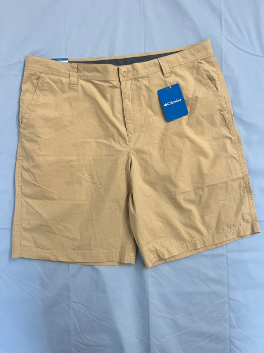 Columbia chino shorts size 38 inseam 10 inches new with tags khaki