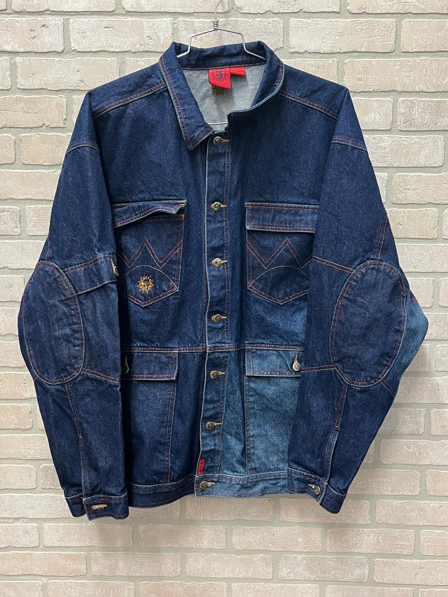 Vintage denim blue jean jacket with patches size4XL Truckers jacket