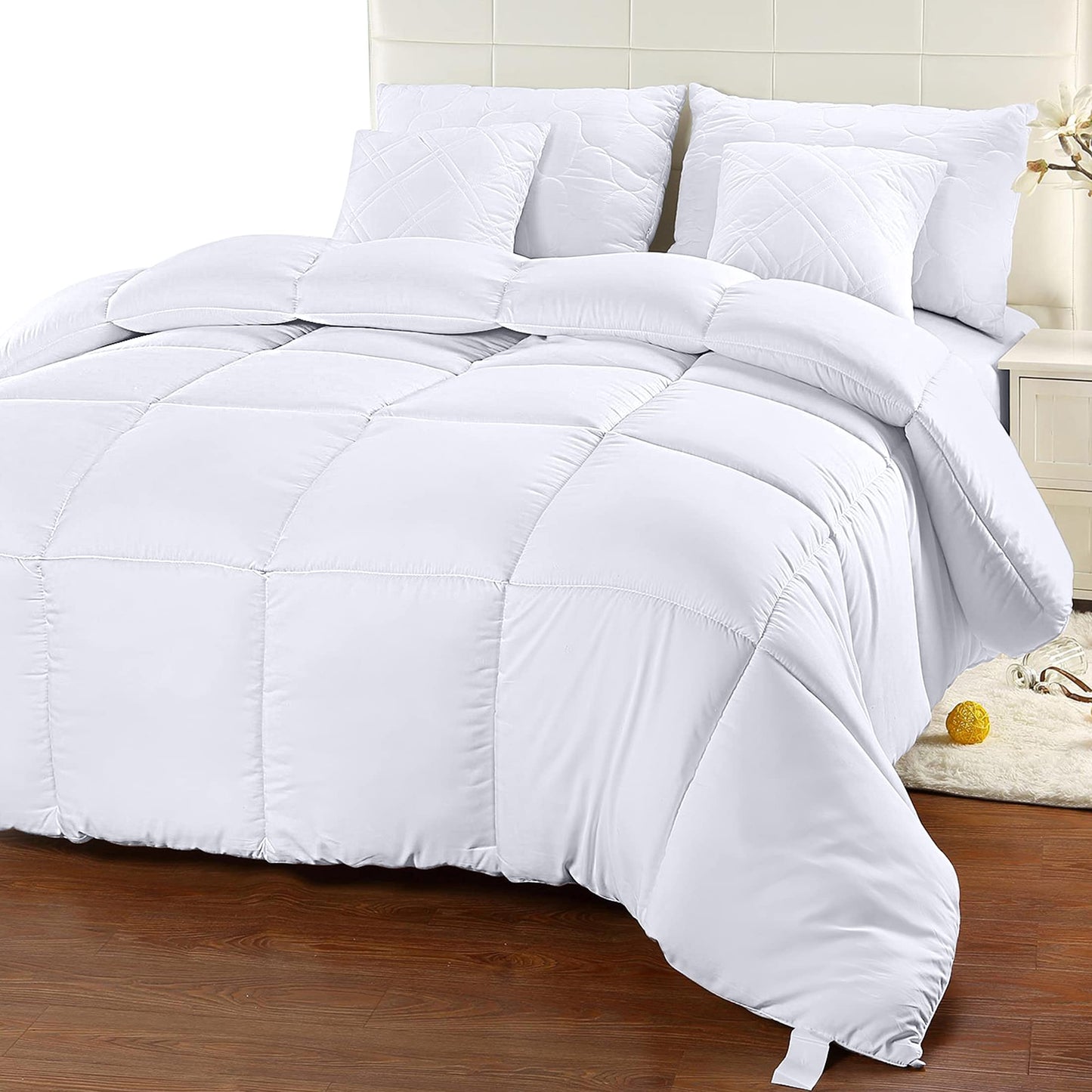 Utopia Bedding Comforter Duvet Insert - Quilted Comforter with Corner Tabs - Box Stitched Down Alternative Comforter (Queen, White)