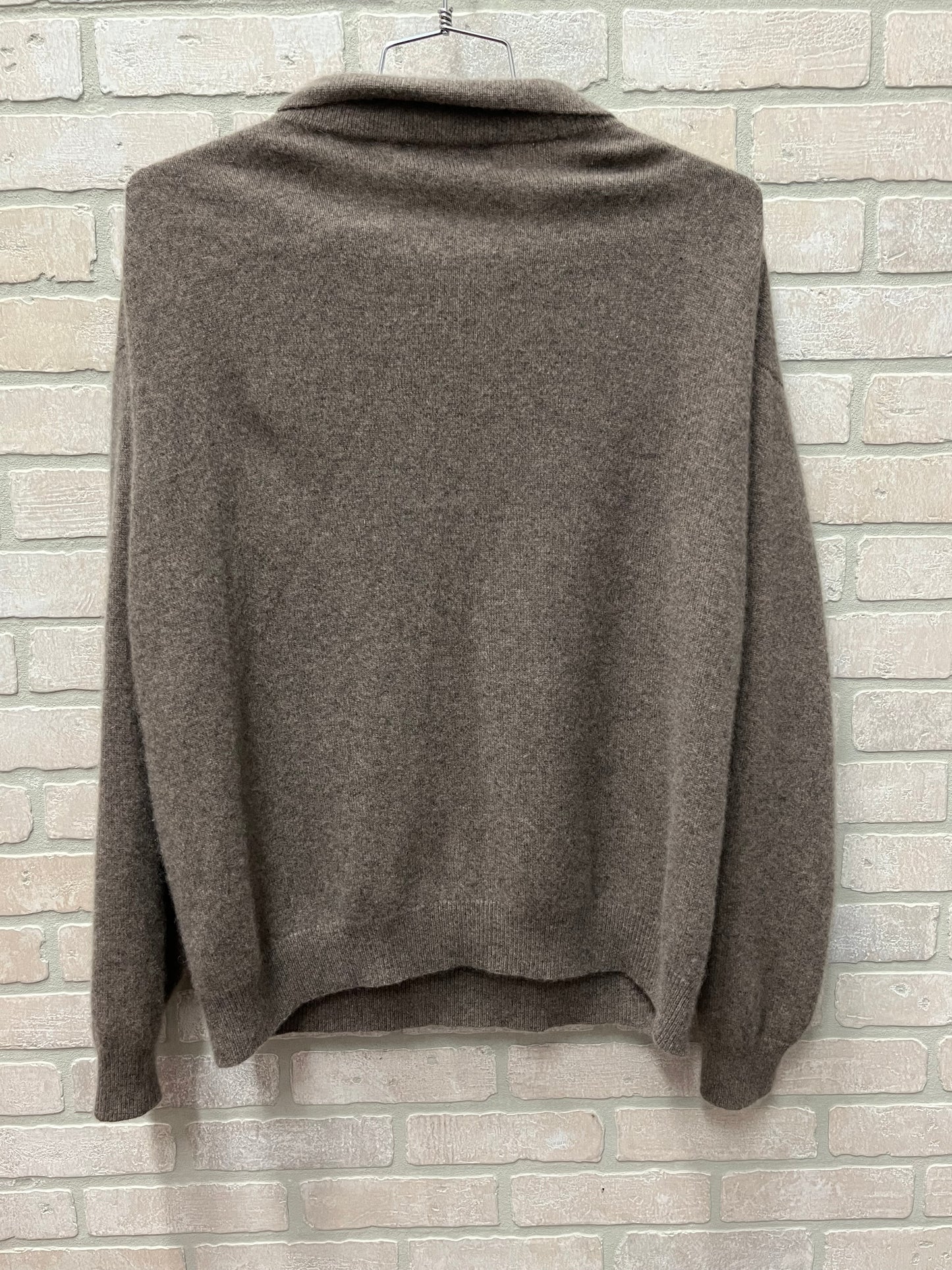 Woods & Gray 100% cashmere pull over sweater khaki xlllllPreowned.