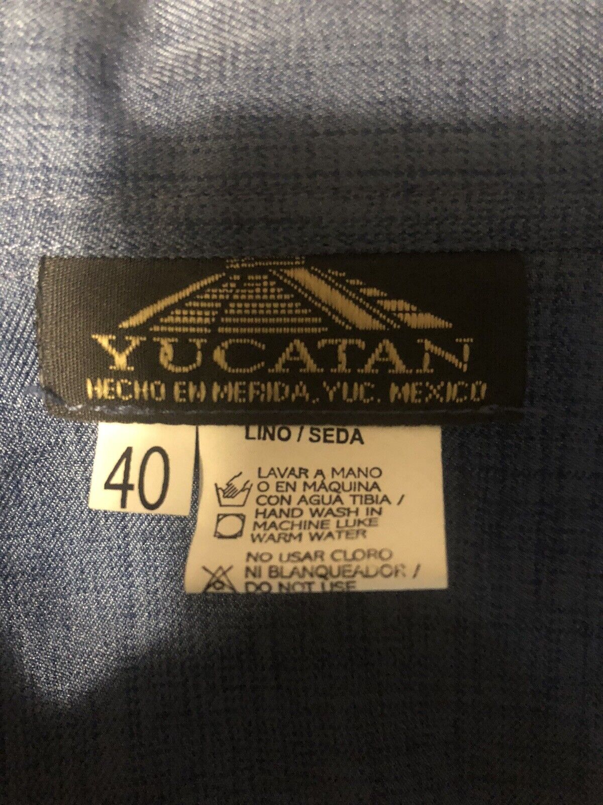 Yucatán Button up casual dress up shirt blue Men size 40 medium