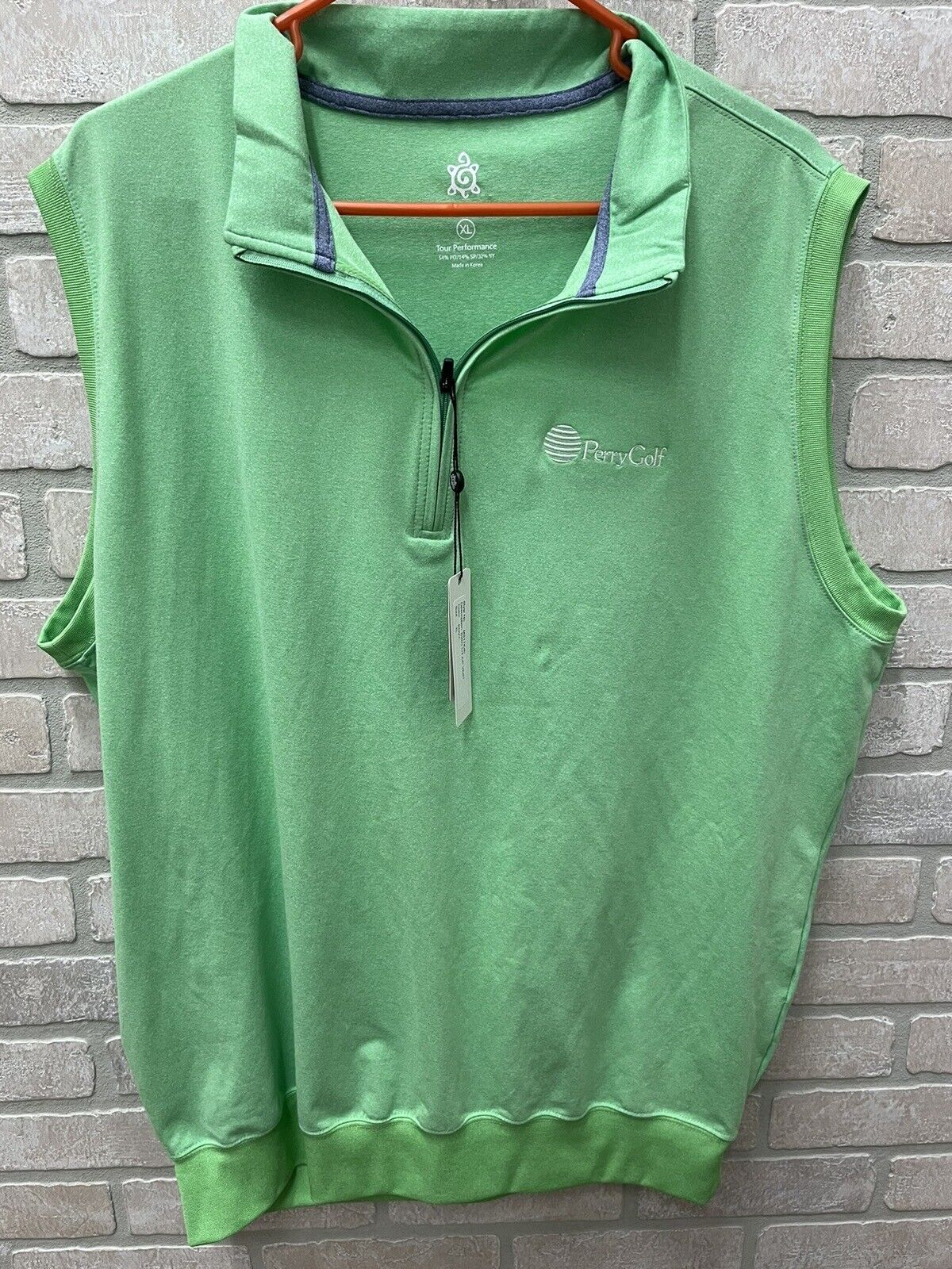 Sleeveless Collared Golf Shirt Size XL ￼ Green ￼ Perry, golf tour performance