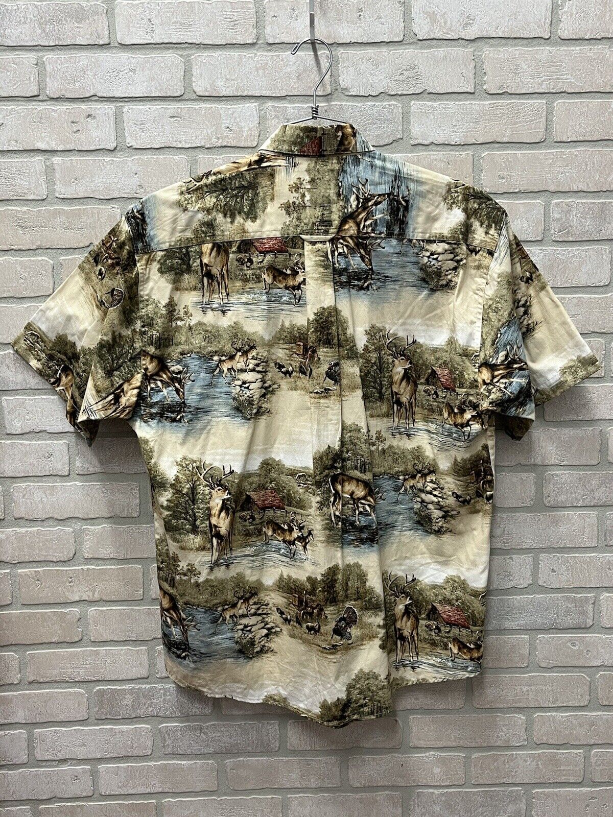 North River Outfitters Short Sleeve Button Up Shirt Buck Print Men's Size L