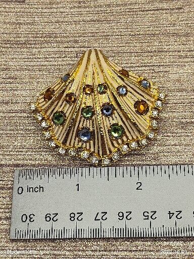 Vintage Signed IVANA Trump Brooch Pin Pendant Gold Tone Seashell Rhinestones