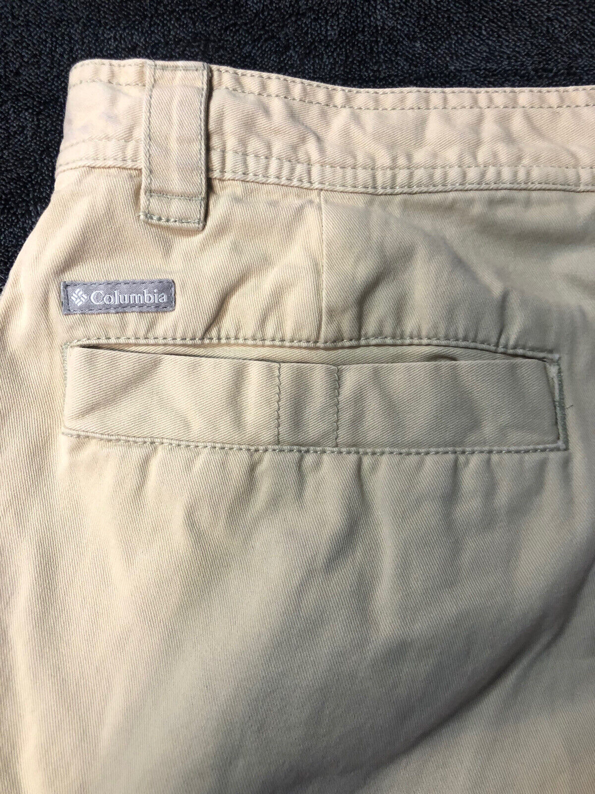 Columbia Shorts Mens 36 Beige Khaki Nylon Pockets Outdoor Hiking Fishing ￼Casual