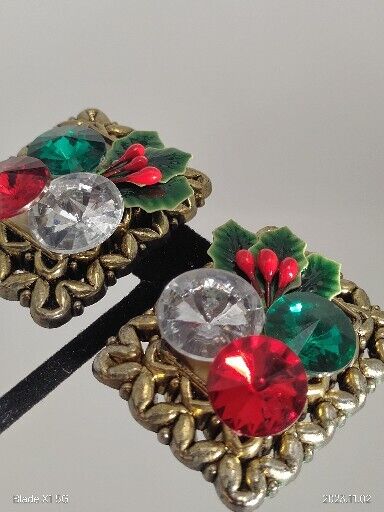 Vintage Kitchy Christmas Red Green Clear Rhinestone Goldtone Clip Earrings