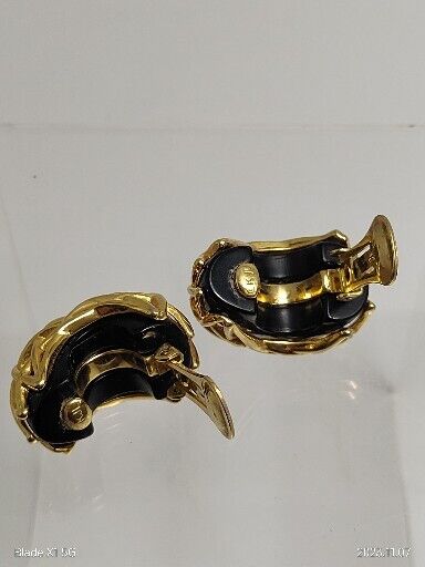 Vintage Signed Kenneth J Lane Gold Tone Caged Style Clip Earrings Black Acrylic