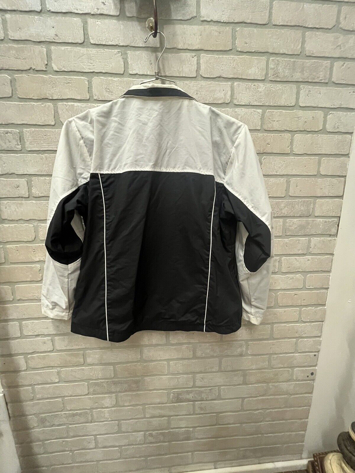 Vintage Nike Womens Windbreaker Jacket Size M Embroided Mini Swoosh White Black