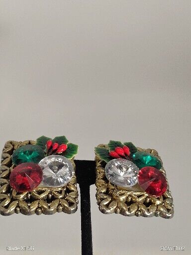 Vintage Kitchy Christmas Red Green Clear Rhinestone Goldtone Clip Earrings