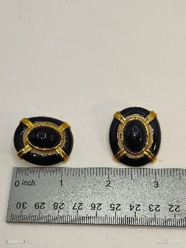 Vintage Signed Daria Gold Tone Clip Earrings Black Enamel Lucite Cabochon