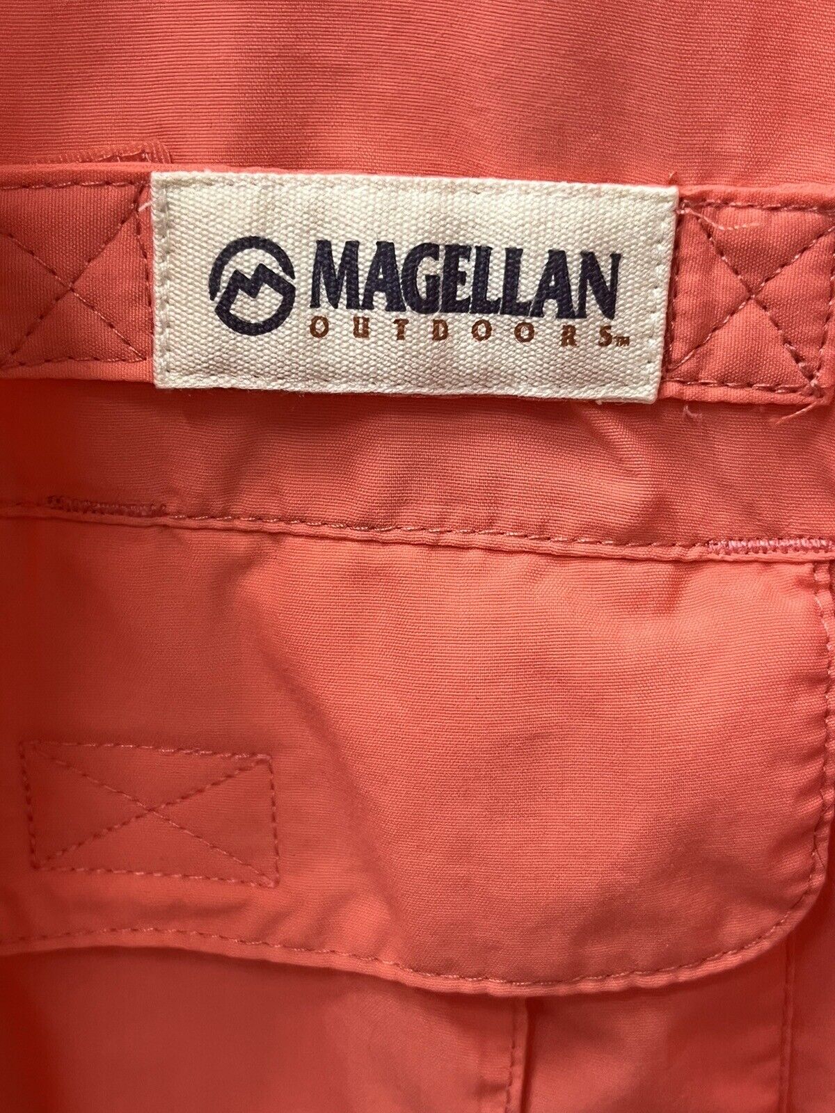 Magellan Mens Shirt XL Fishing Performance Vented Long Sleeve Coral outdoors