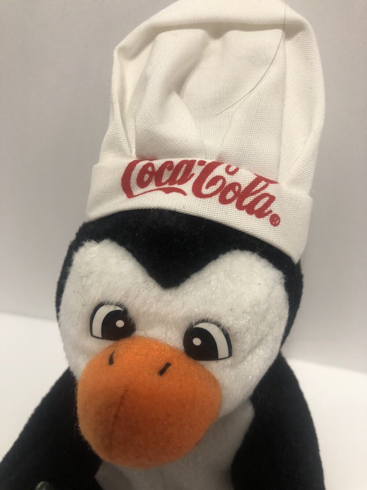 Coca-Cola Penquin in Chef's Hat Everyday Plush Bean Bag 1998  Vintage￼