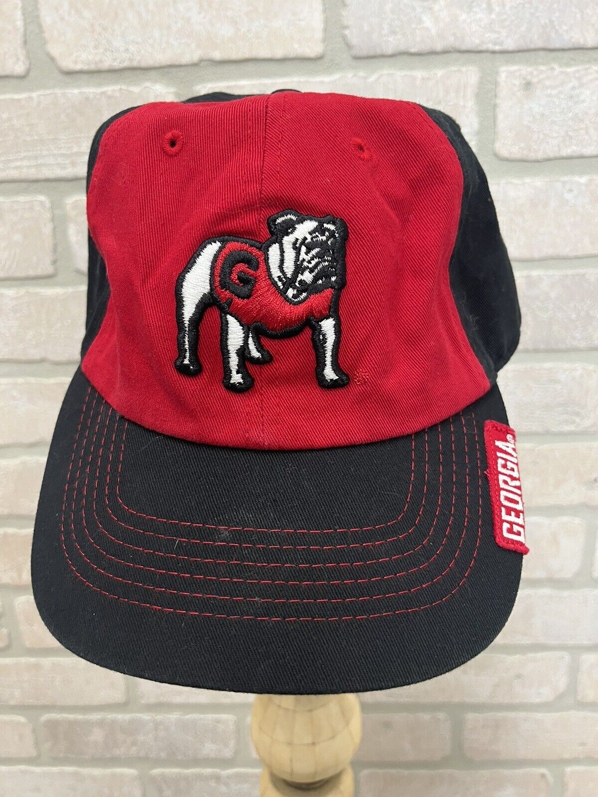 Georgia Bulldogs Cap Adjustable Hat Team Colors by Fan Favorite Red White Black