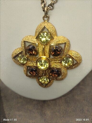 Vintage Sarah Coventry Maltese style Cross Rhinestone Pendant Necklace & Earring