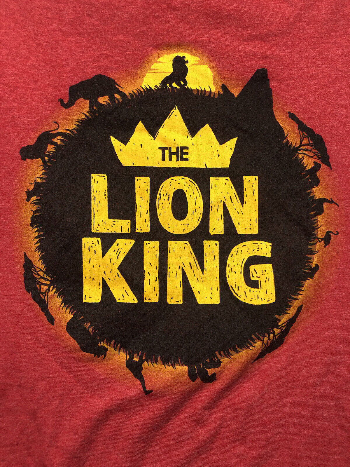 Disney The lion king Red T-shirt around the world safari size large