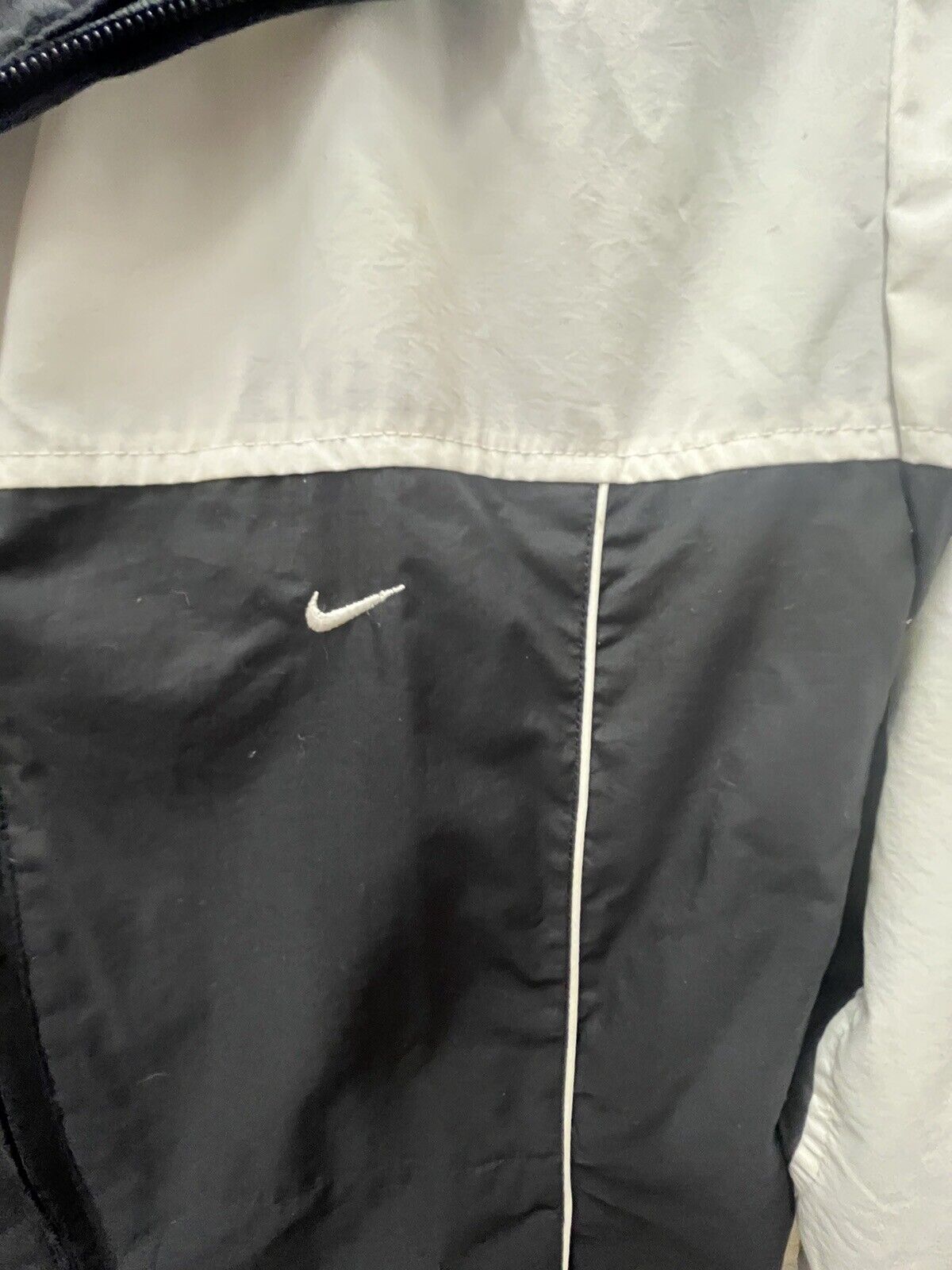 Vintage Nike Womens Windbreaker Jacket Size M Embroided Mini Swoosh White Black