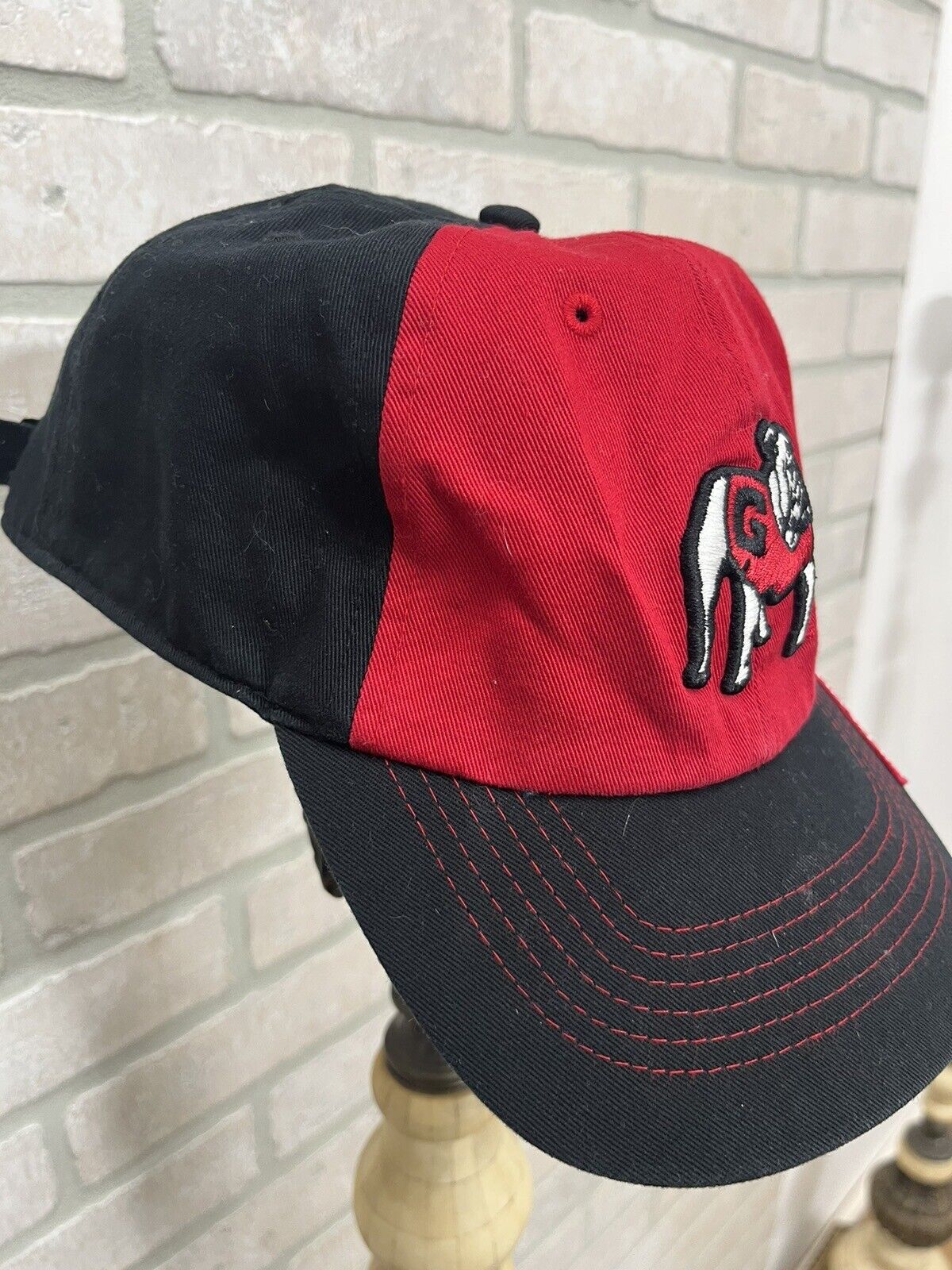 Georgia Bulldogs Cap Adjustable Hat Team Colors by Fan Favorite Red White Black