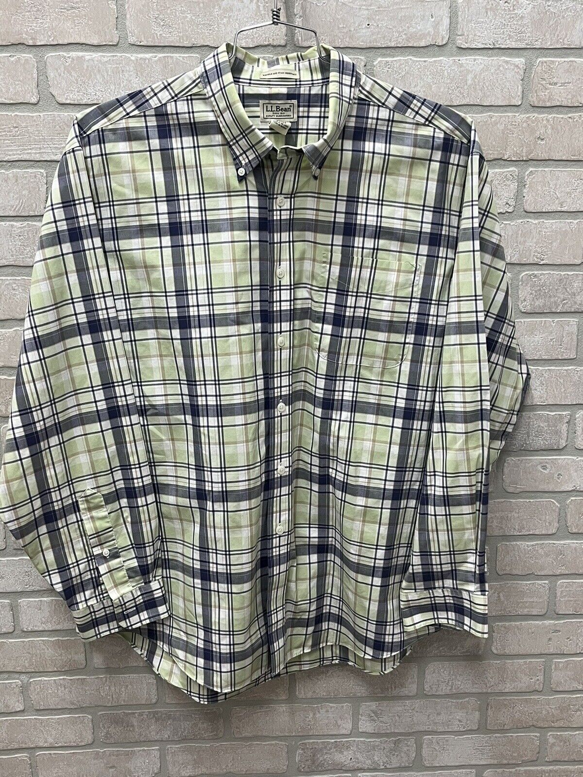 LL BEAN Mens XL Long Sleeve Shirt Green Scott Plaid Button Wrinkle Resistant