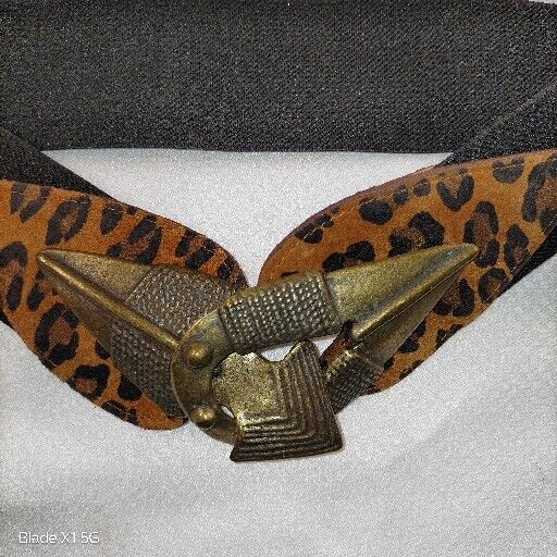 Vintage Omega USA Arrow Brass Buckle Black Cheetah Womens Belt Size 33" Stretch