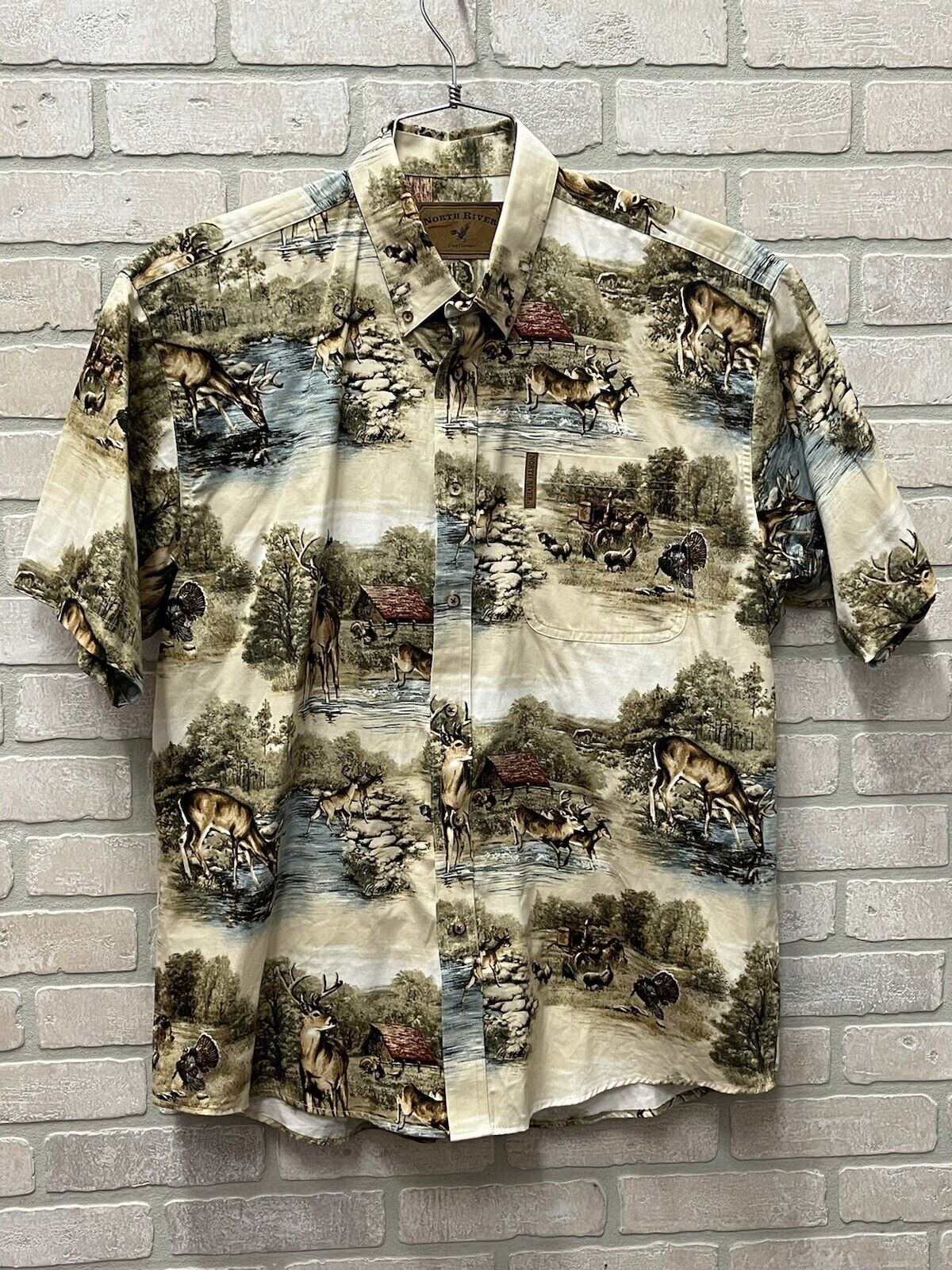 North River Outfitters Short Sleeve Button Up Shirt Buck Print Men's Size L