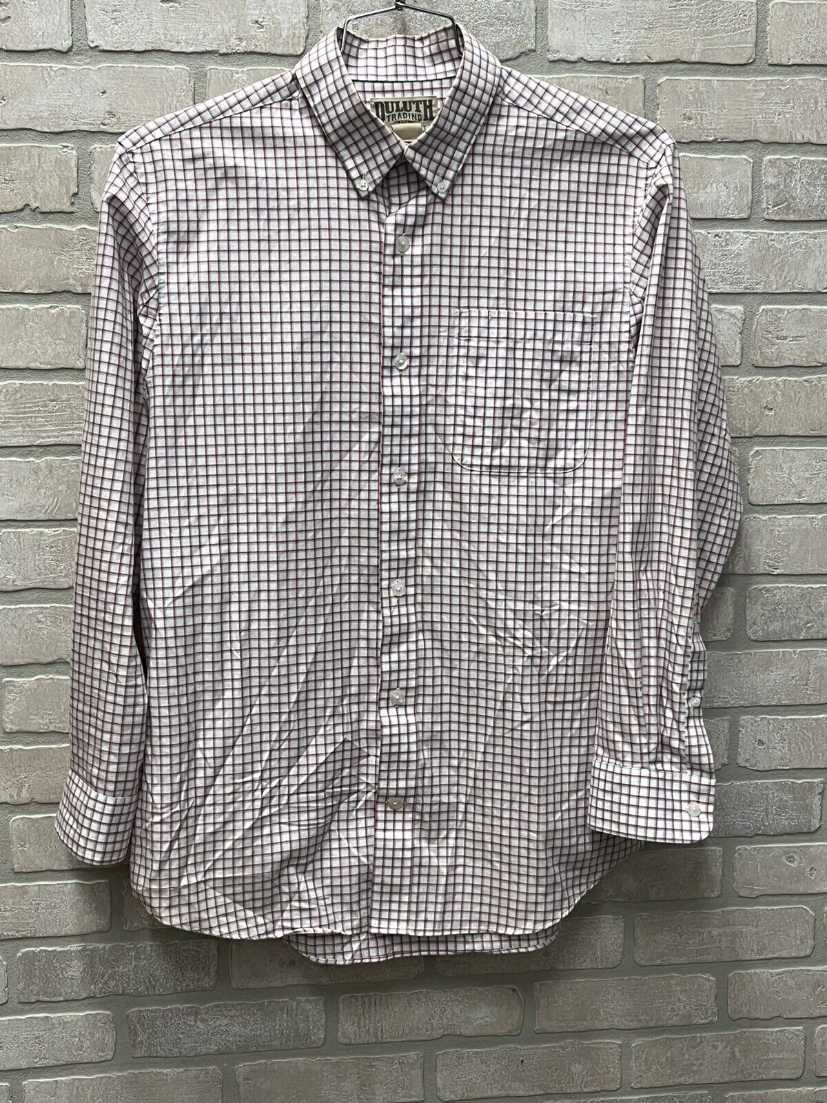 Duluth Trading Co Men's Shirt Sz M Button Down Gingham  Long sleeve Picnic Plaid