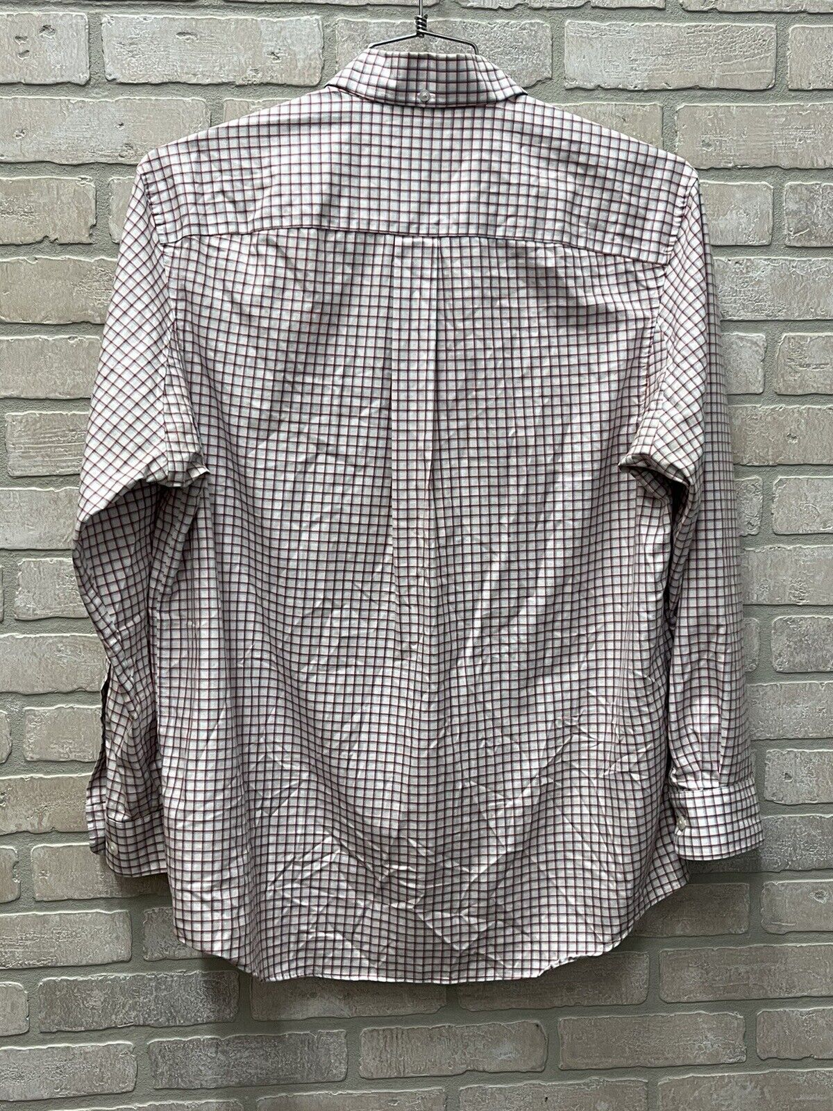 Duluth Trading Co Men's Shirt Sz M Button Down Gingham  Long sleeve Picnic Plaid