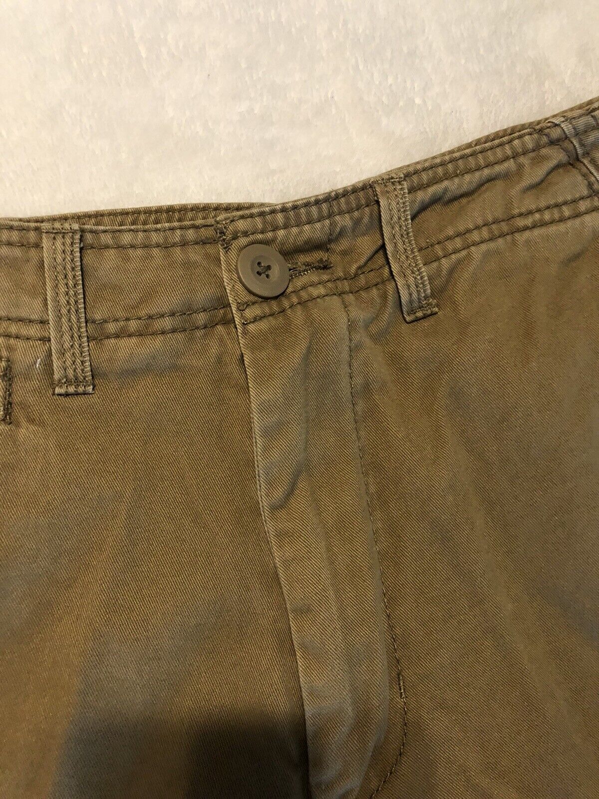 OP Ocean Pacific Cargo Shorts Mens 34 Khaki Zip Pocket Hiking Skateboarding