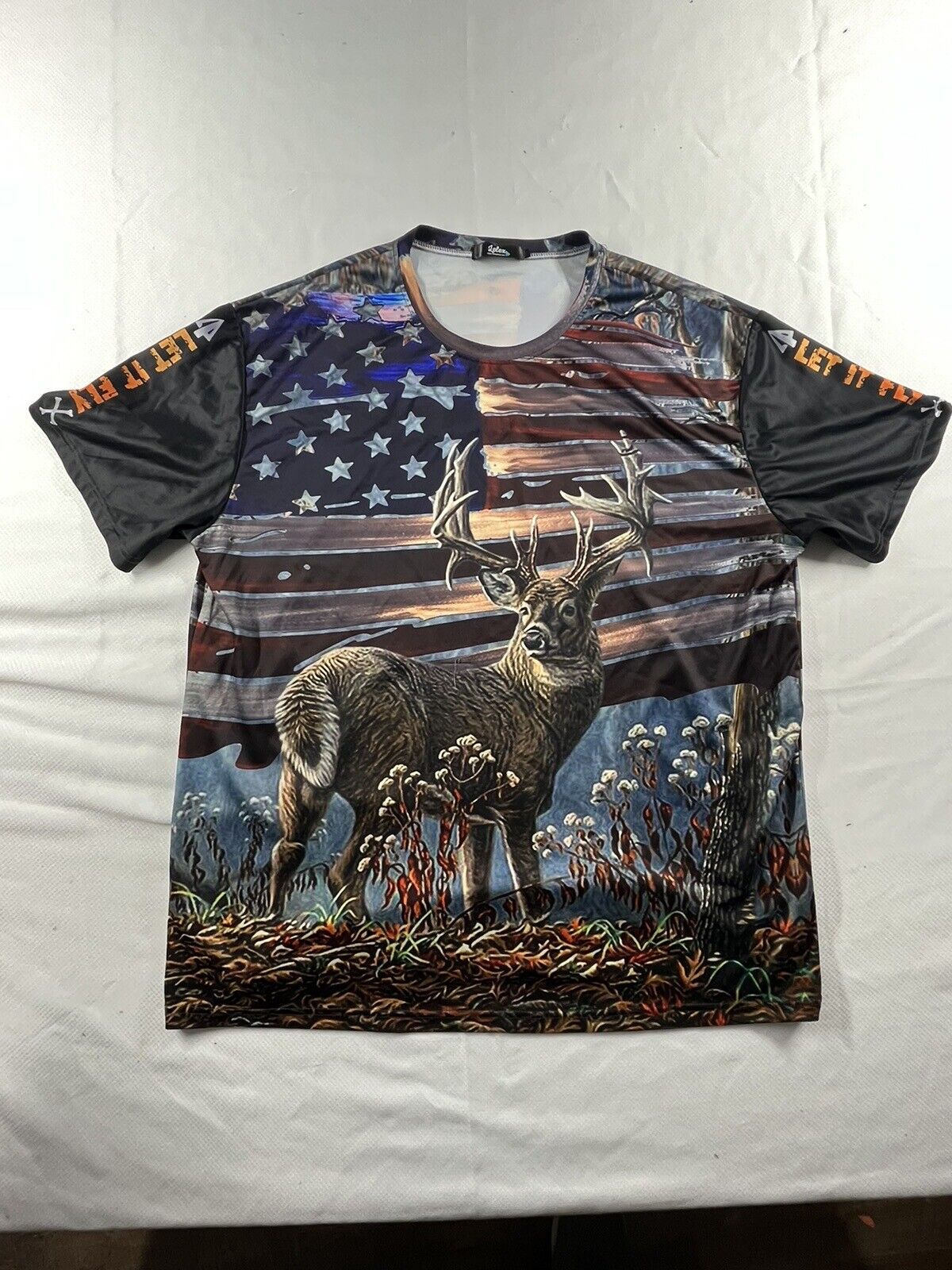 Felex Men T Shirt Size 2XL Patriotic Deer Hunting Bow Hunting Print Made￼ In USA