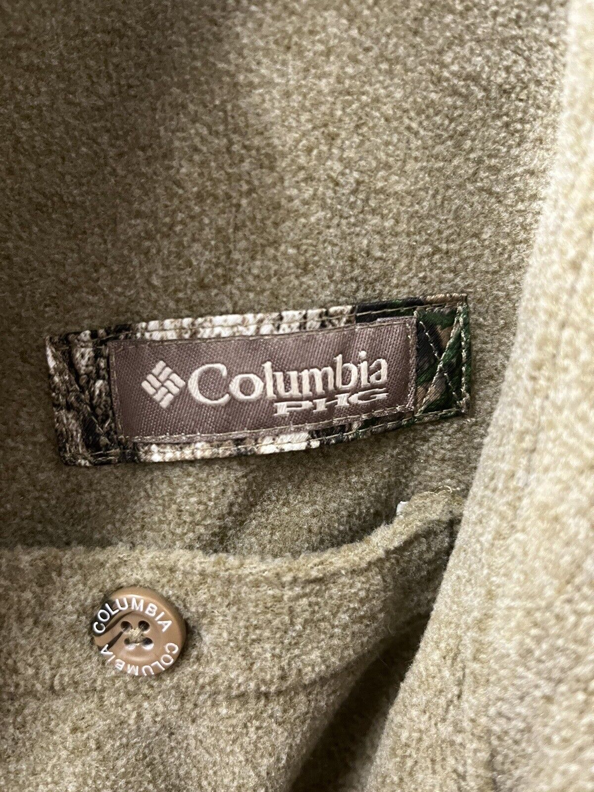 Columbia Mens Shirt Size M PFG PHG Performance Hunting Camo Long Sleeve Button