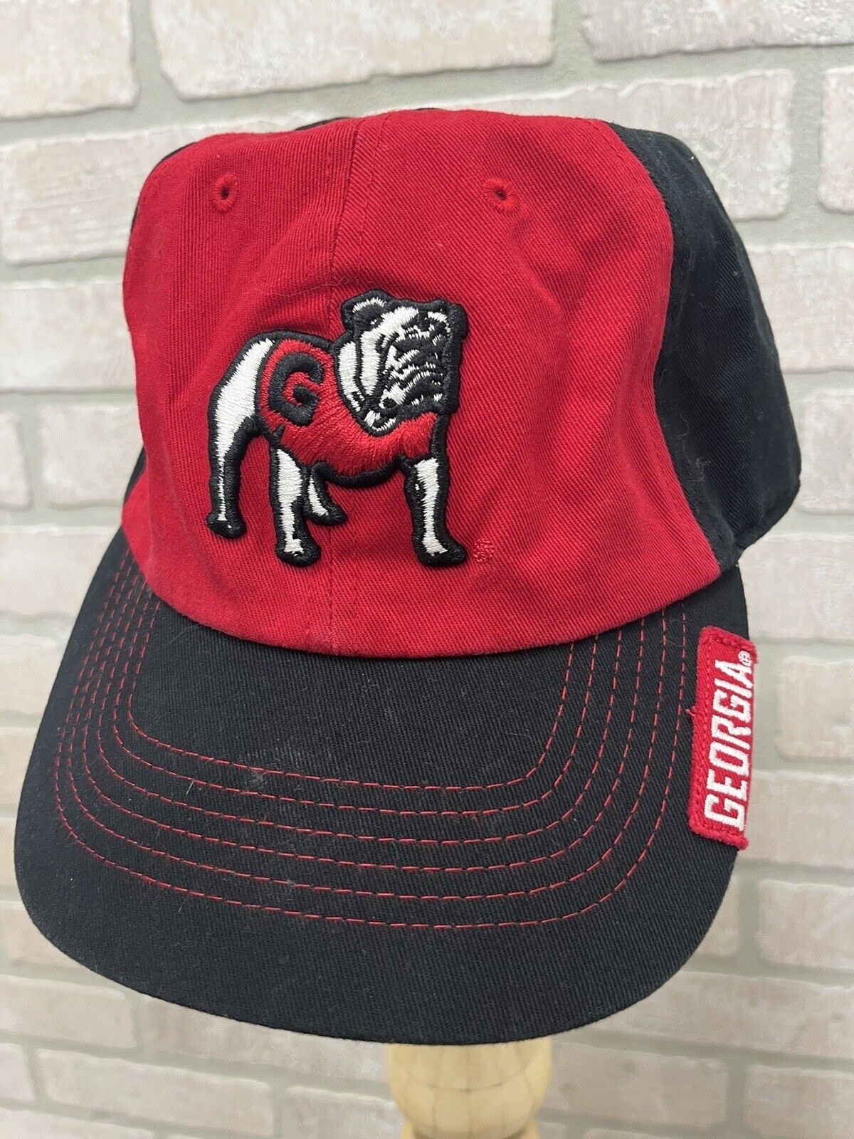 Georgia Bulldogs Cap Adjustable Hat Team Colors by Fan Favorite Red White Black