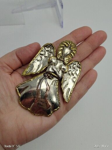 Vintage Signed SJ Supreme Jewelry Gold Tone Christmas Angel Metallic Brooch Pin