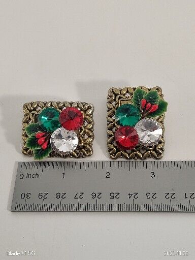 Vintage Kitchy Christmas Red Green Clear Rhinestone Goldtone Clip Earrings