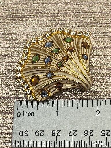 Vintage Signed IVANA Trump Brooch Pin Pendant Gold Tone Seashell Rhinestones